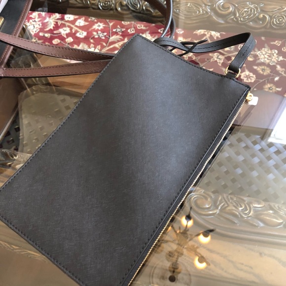 Michael Kors Candy Large Reversible Tote+Wristlet - Picture 2 of 8